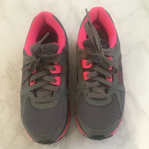 NIKE dual fusion ST2 dark grey hot pink - Picture 2 of 2